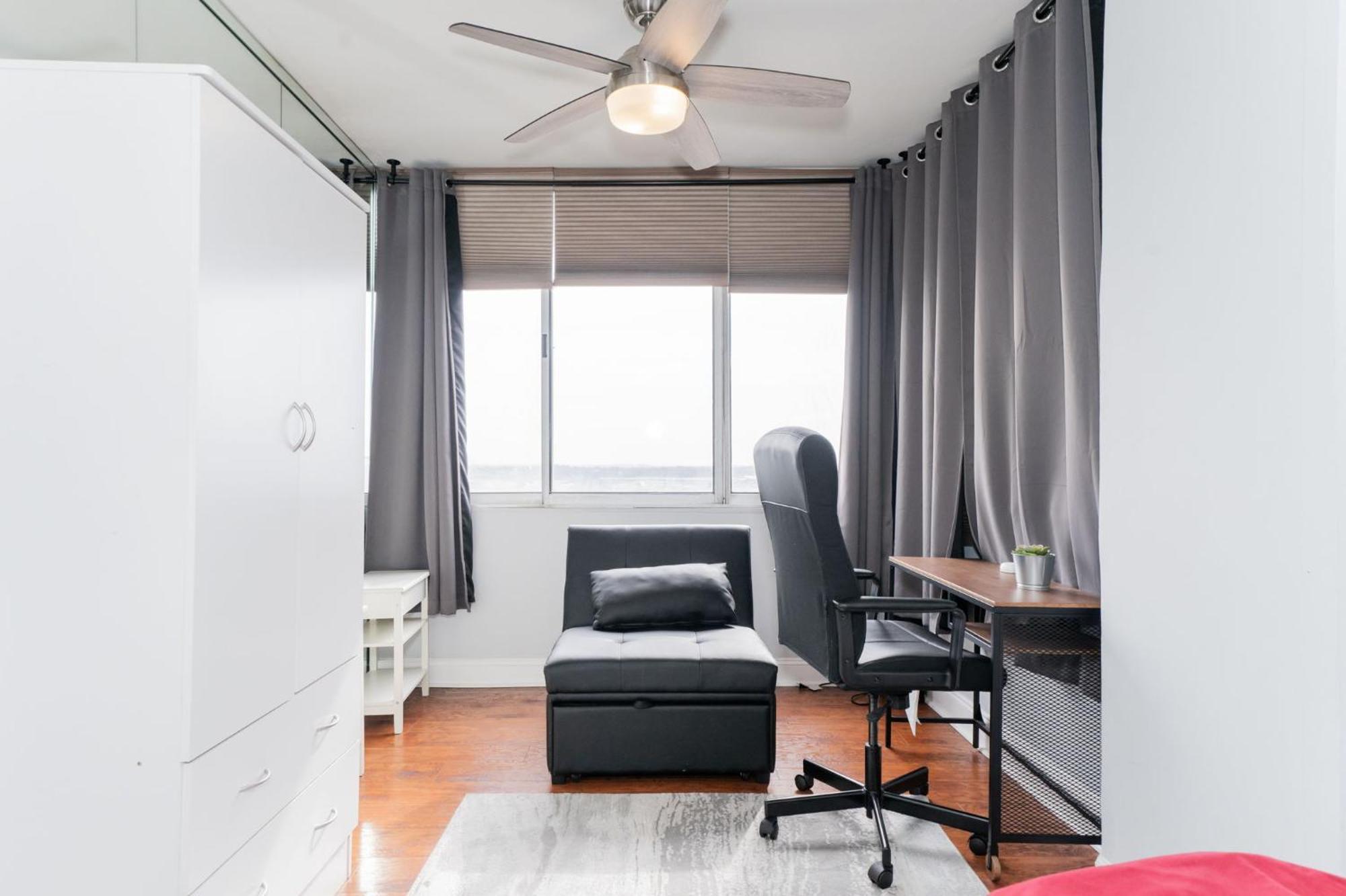 21Floor-Renovated 2Br,1Bath King And Queen Bed And Parking Атланта Экстерьер фото